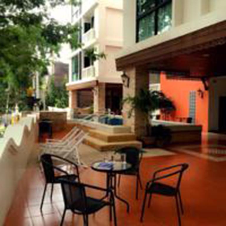 Aster Residence Chiang Mai Eksteriør billede